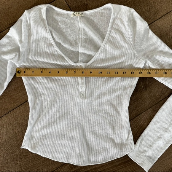 Women's White Soft Ribbed Henley V Neck Pull Over‎ Long Sleeve S Scandi Coastal - Picture 7 of 8